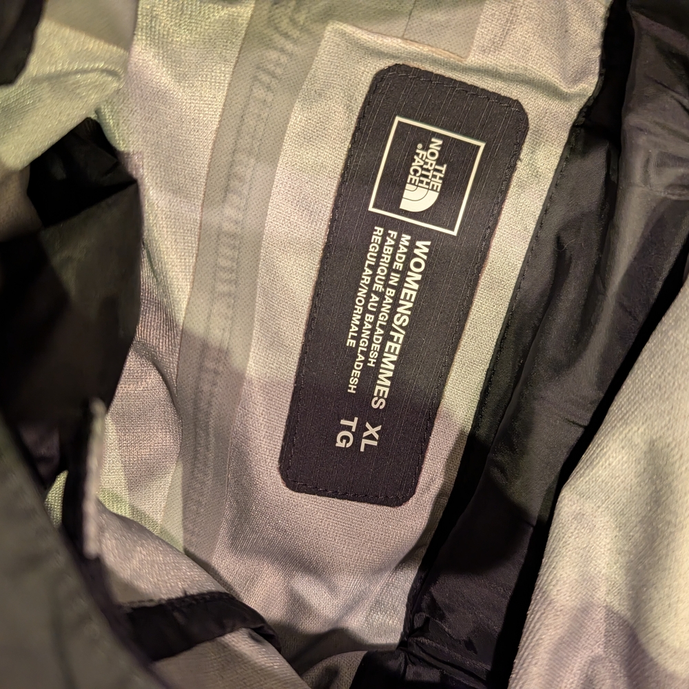 The North Face Women's Black and White Jumpsuit - Picture 9 of 12